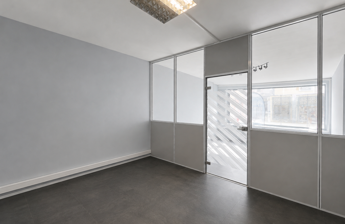 LOCAL PROFESSIONNEL DE 55 m2 EN REZ-DE-CHAUSSÉE AVEC ENTRÉE — photo 5