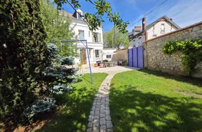 Maison de caractère de 172 m² — Gare et commerces à pied — photo du bien