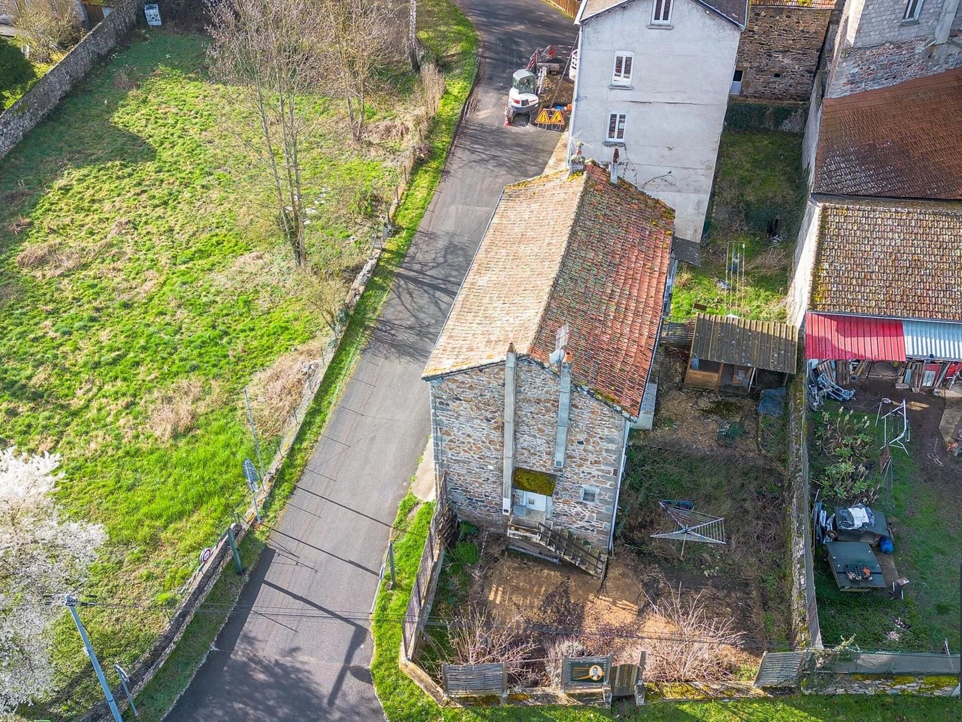Acheter appartement de 3 pièces 84 m² 69 000 € à Retournac (43130) : une annonce Arthurimmo.com — 3