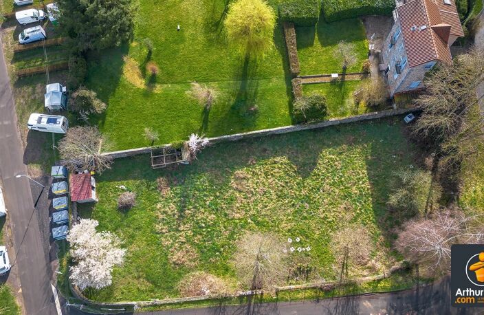 RETOURNAC – Appartement avec jardin attenant et terrain plat non attenant, en bord de Loire. — photo 5