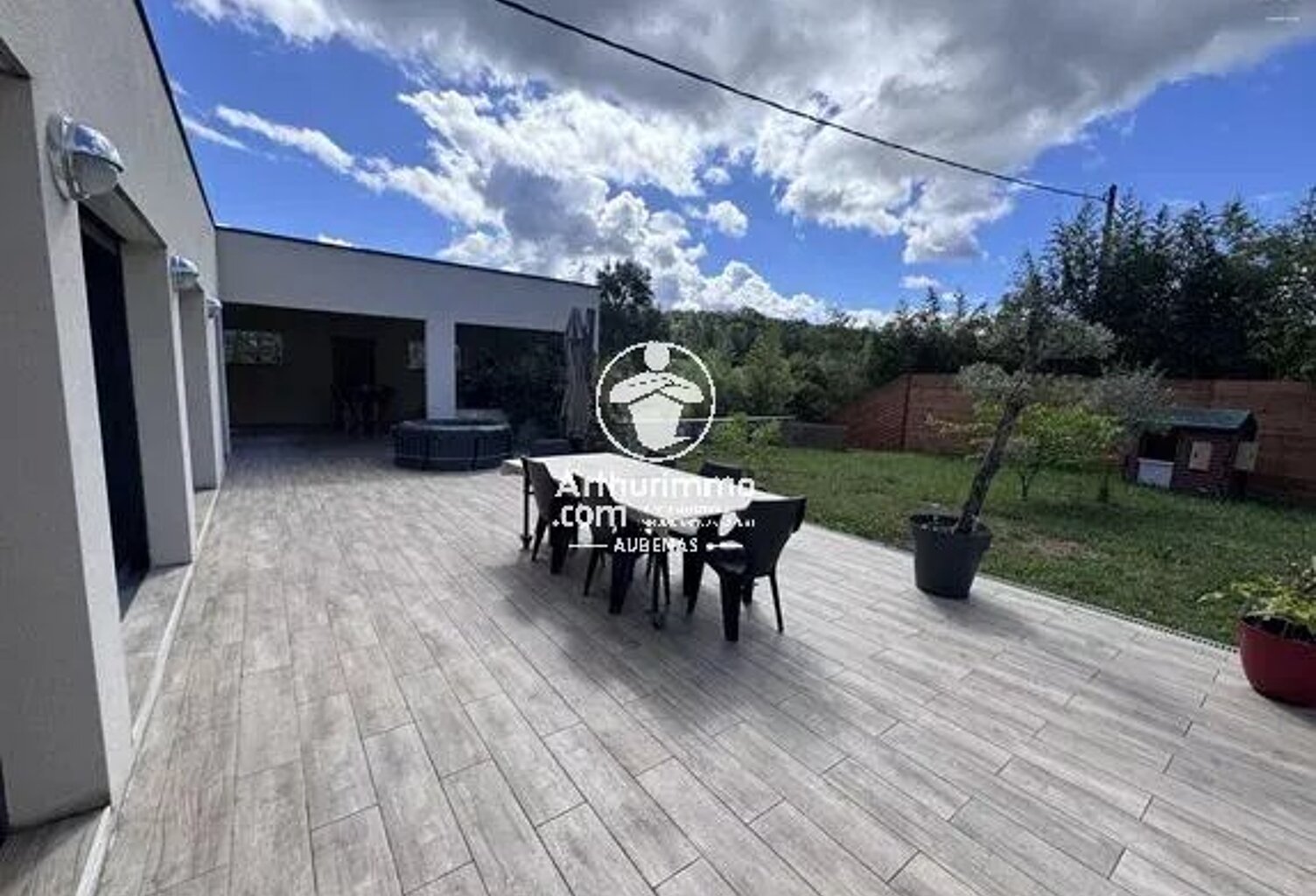 Vente maison 5 pièces 188 m² Salavas (07150) — photo 1