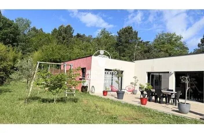 Vente maison 5 pièces 188 m² Salavas (07150) — photo 2