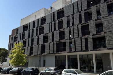 Appartement 3 pièces 237375 €