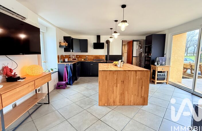 Vente Maison/villa 6 pièces — photo 2