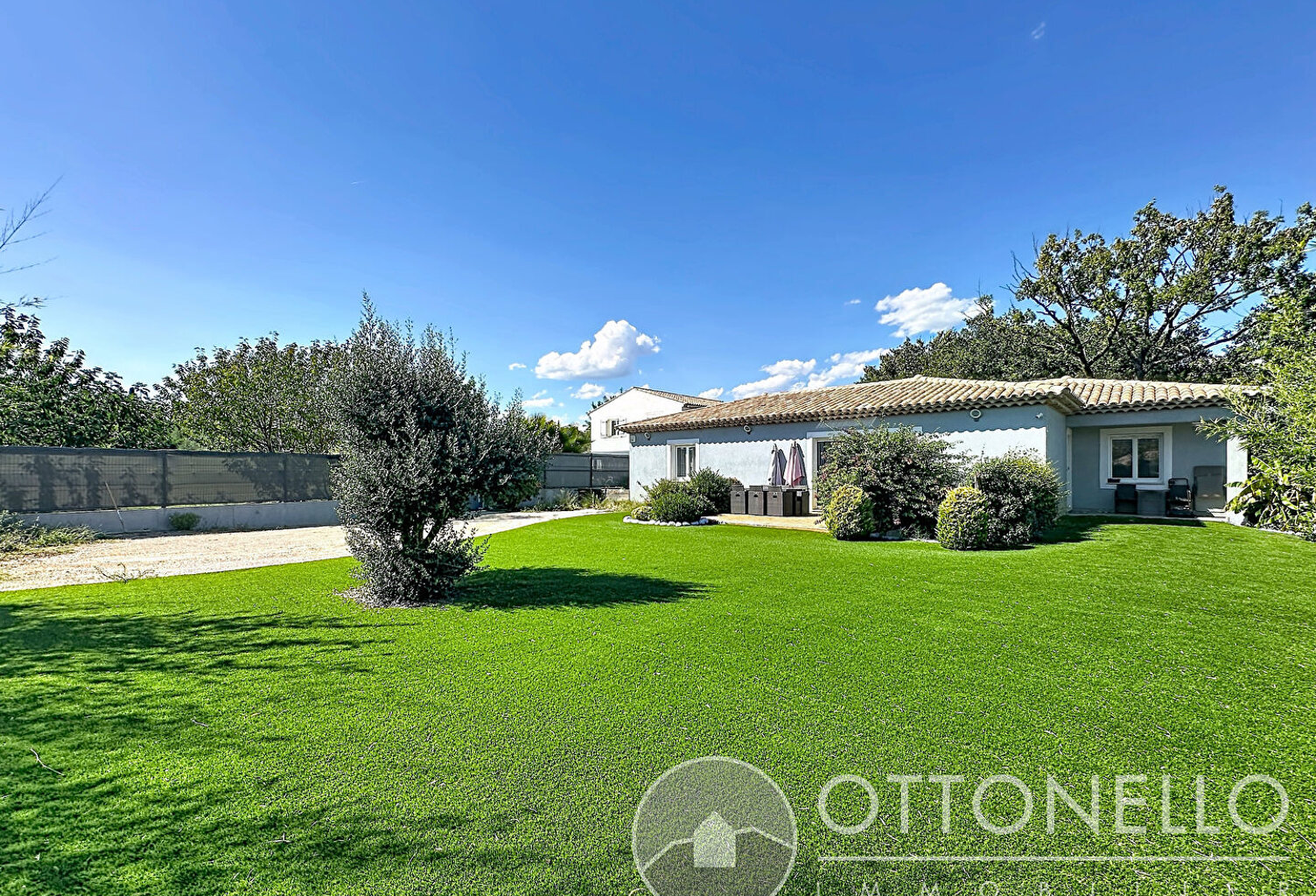 Maison Roquebrune Sur Argens 4 pièces 135 m2 sur un terrain de 900 m2 — photo 1