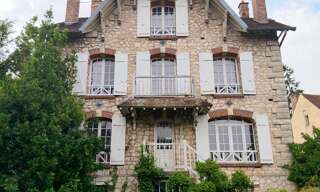 Maison 8 Pièces 230 m² à vendre à Saint-Pierre-lès-Nemours (77140)
