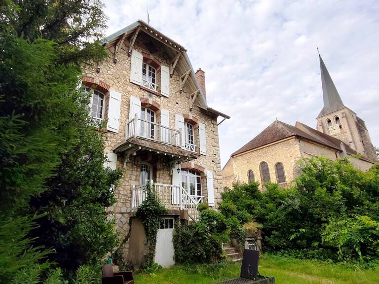 Vente Maison/villa 8 pièces — photo 1