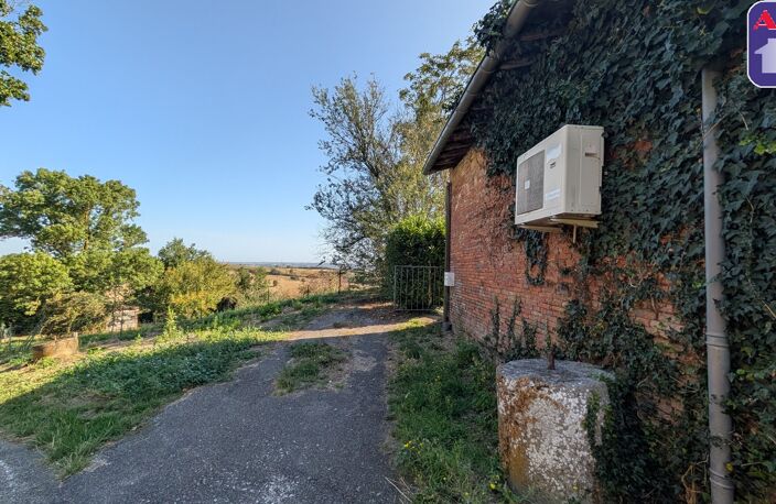 Vente maison 4 pièces 145 m² Montbrun-Lauragais (31450) — photo 2