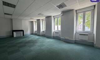 Commerce 6 Pièces 99 m² à louer à Foix (09000)