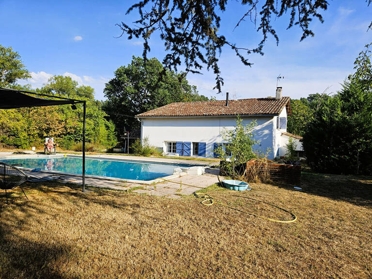 Giroussens Corps de de ferme rénové 197m² sur Terrain de 3000 m² avec piscine — photo 1