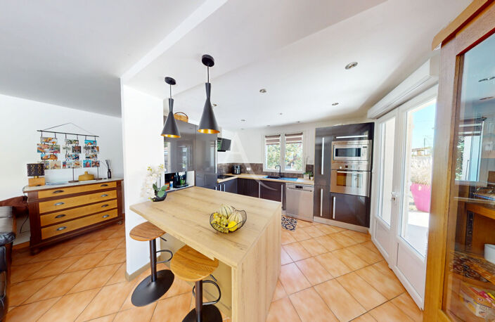 Maison 4 pièces de 118 m2 sur une parcelle de 1420 m² avec piscine chauffée — photo 5
