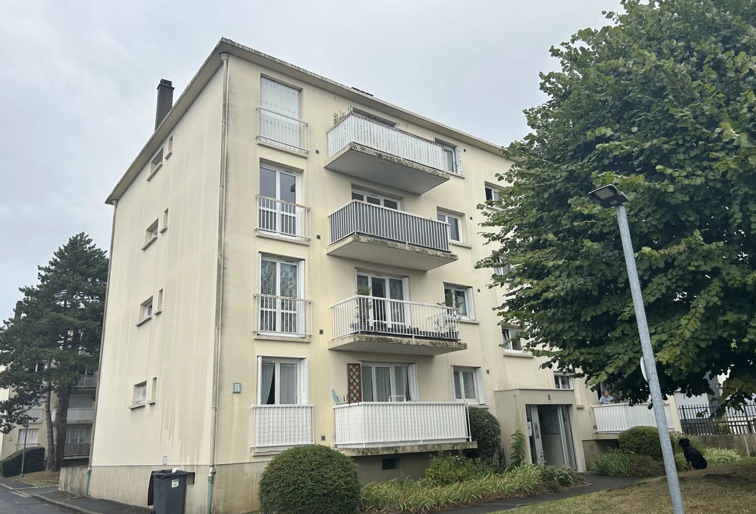 TAVERNY – 3 PIÈCES À RÉNOVER AVEC BALCON, CAVE & 2 PARKINGS — photo 1