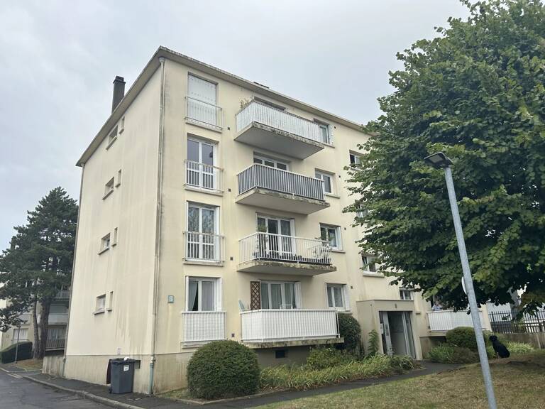 TAVERNY – 3 PIÈCES À RÉNOVER AVEC BALCON, CAVE & 2 PARKINGS — photo 1