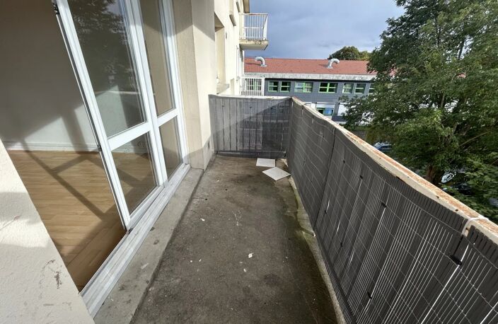TAVERNY – 3 PIÈCES À RÉNOVER AVEC BALCON, CAVE & 2 PARKINGS — photo 4