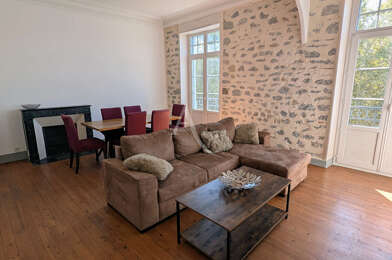 Appartement 3 pièces 900 €