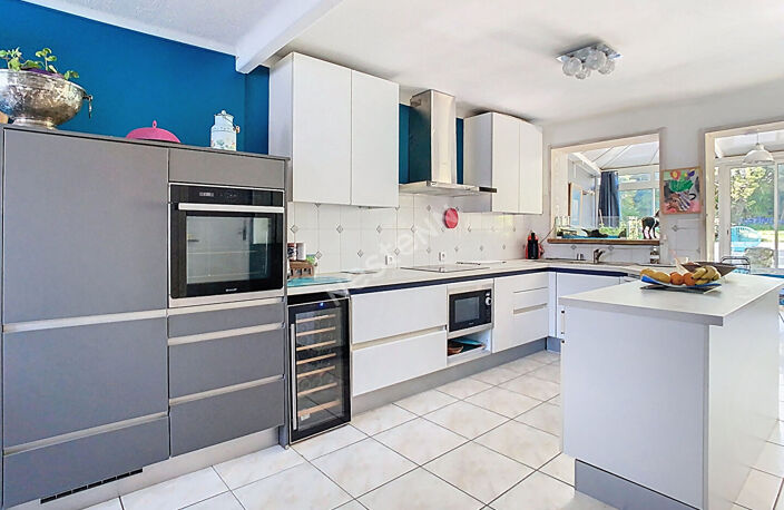 Nantes Ront Point de Paris- Maison familiale de 153m² de 5 chambres avec jardin et garage — photo 4