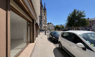 Commerce 2 Pièces 73 m² à louer à Voiron (38500)