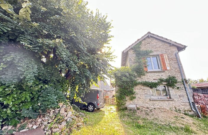 Maison en pierre, rénovée avec charme et authenticité dans un village de caractère — photo 5