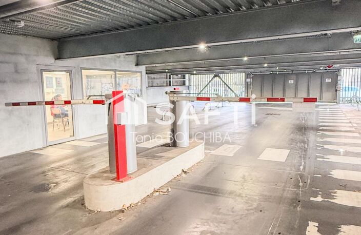 Emplacement de stationnement couvert à Bègles — photo 3