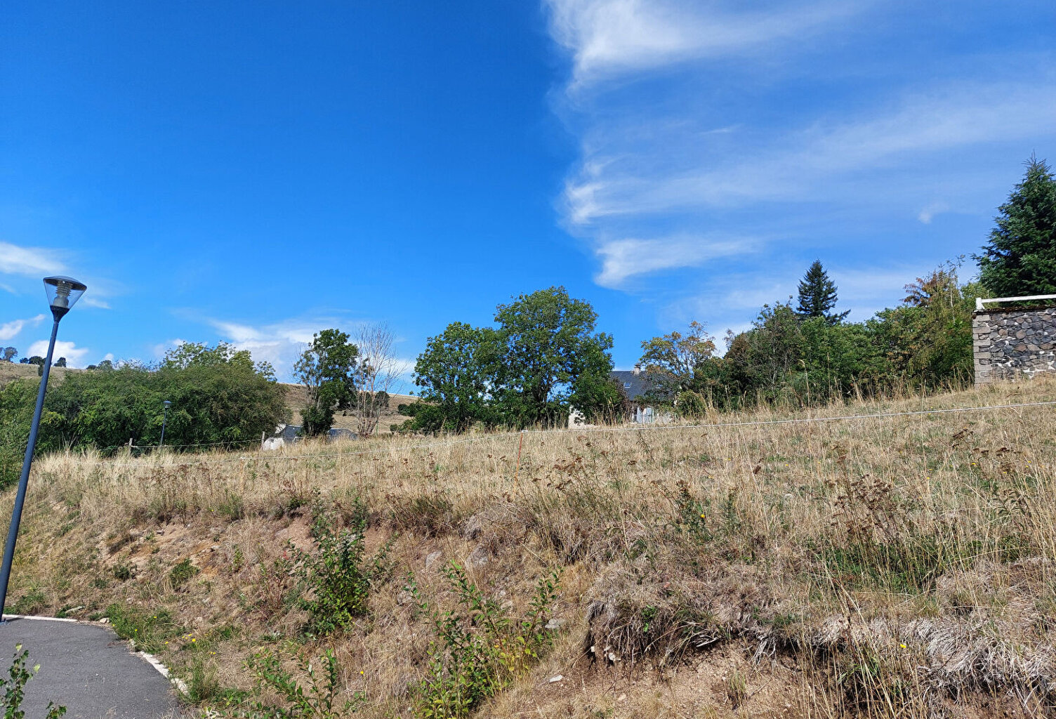 Terrain à bâtir viabilisé — photo 1