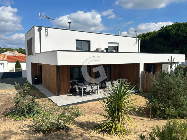 VILLA 5 PIECES- À VENDRE LA TRANCHE SUR MER — photo 1