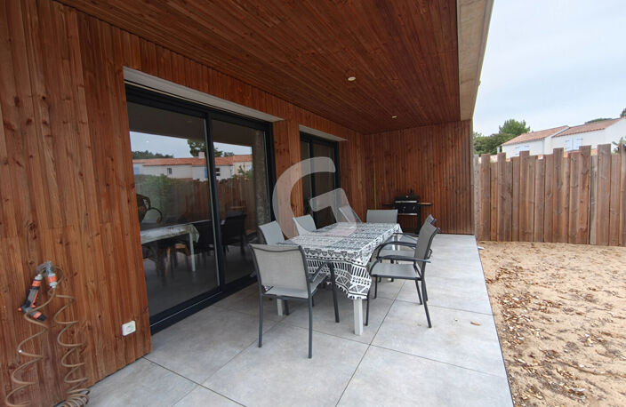 VILLA 5 PIECES- À VENDRE LA TRANCHE SUR MER — photo 2