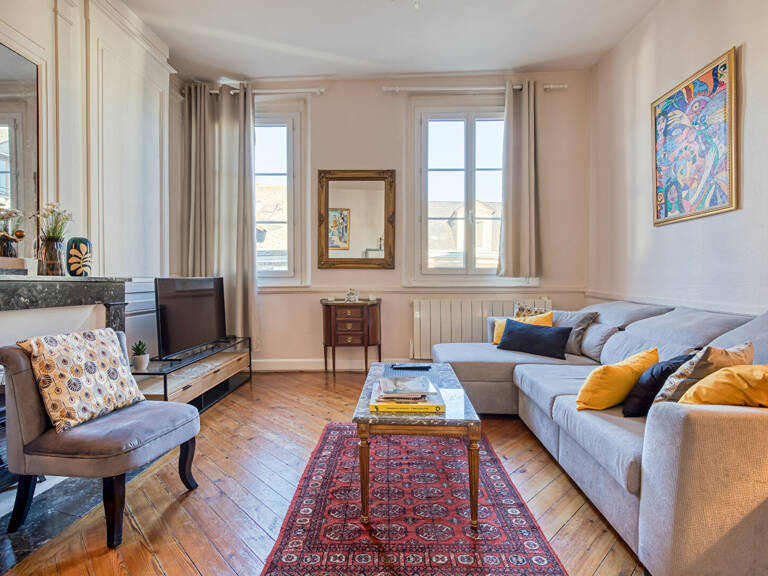 APPARTEMENT T3 MEUBLE - 5 MIN DU VIEUX MARCHE — photo 1
