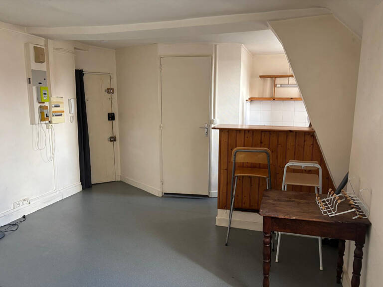 APPARTEMENT STUDIO NANTES CENTRE VILLE — photo 1