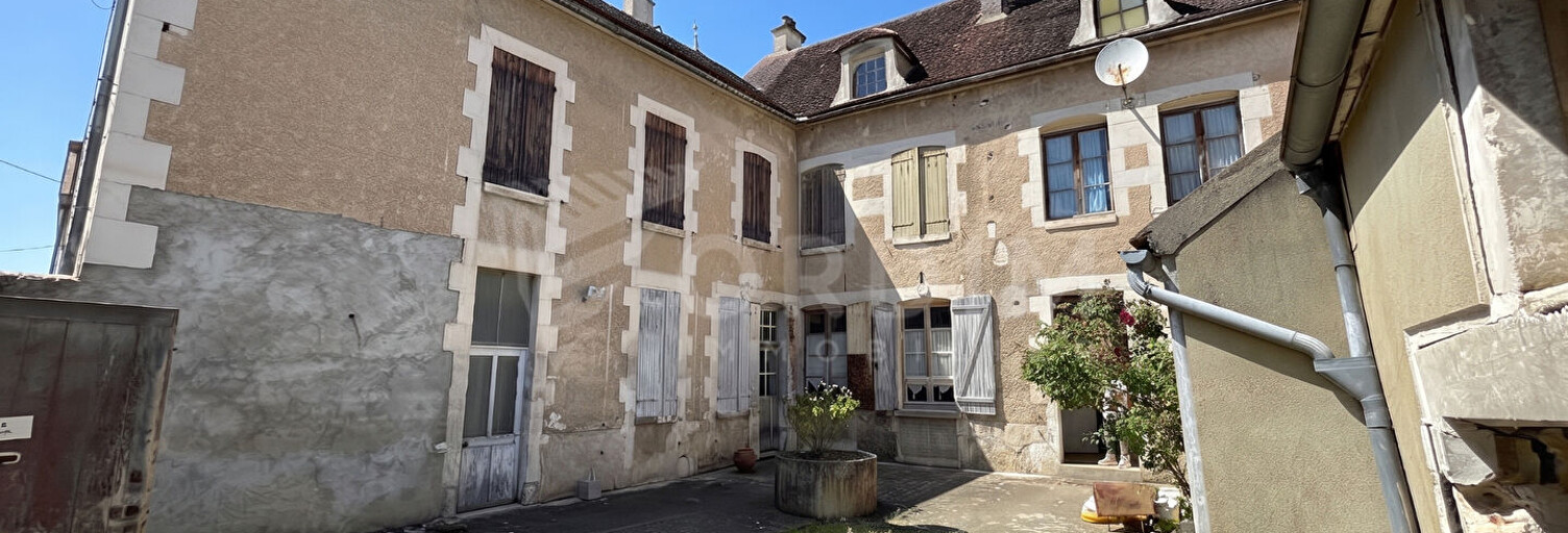 Maison 12 Pièces 320 m² à vendre à Chablis (89800)