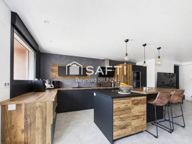 Appartement avec terrasse au cœur de Remiremont — photo 1
