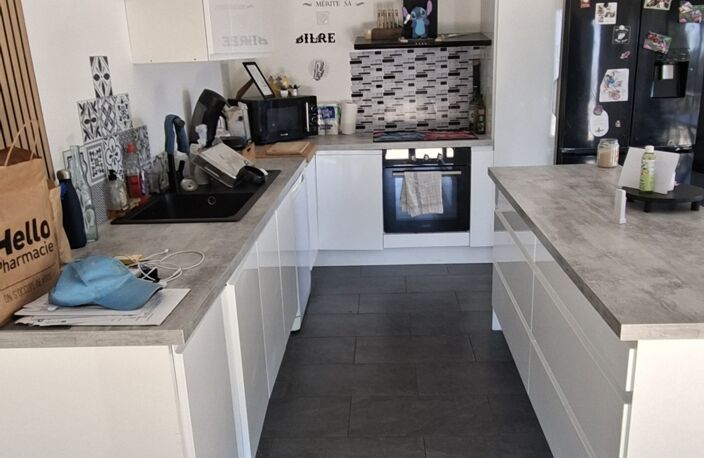 Vente Maison/villa 5 pièces — photo 2