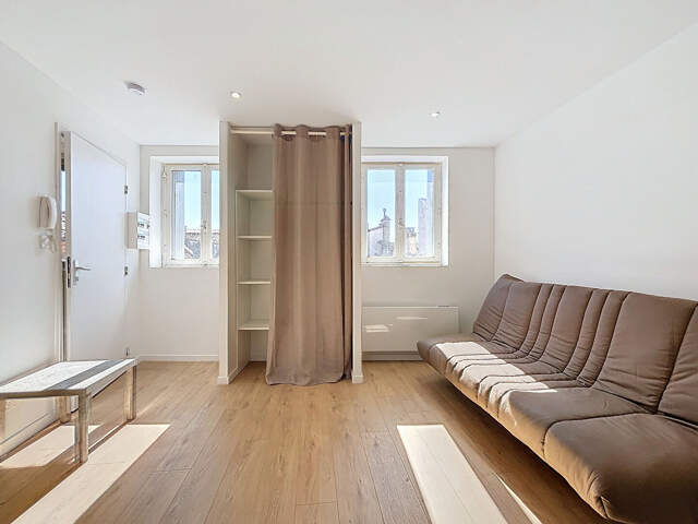 Appartement T1 meublé de 19 m² Montauban Centre historique — photo du bien