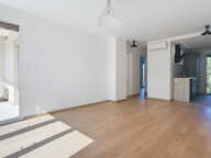 FREJUS T3 BELLE RENOVATION PARKING CAVE — photo 2