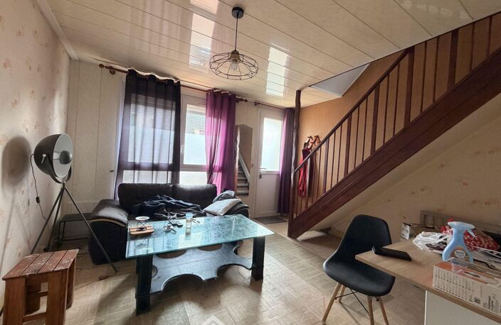 Maison - 51m² - Laon — photo 2