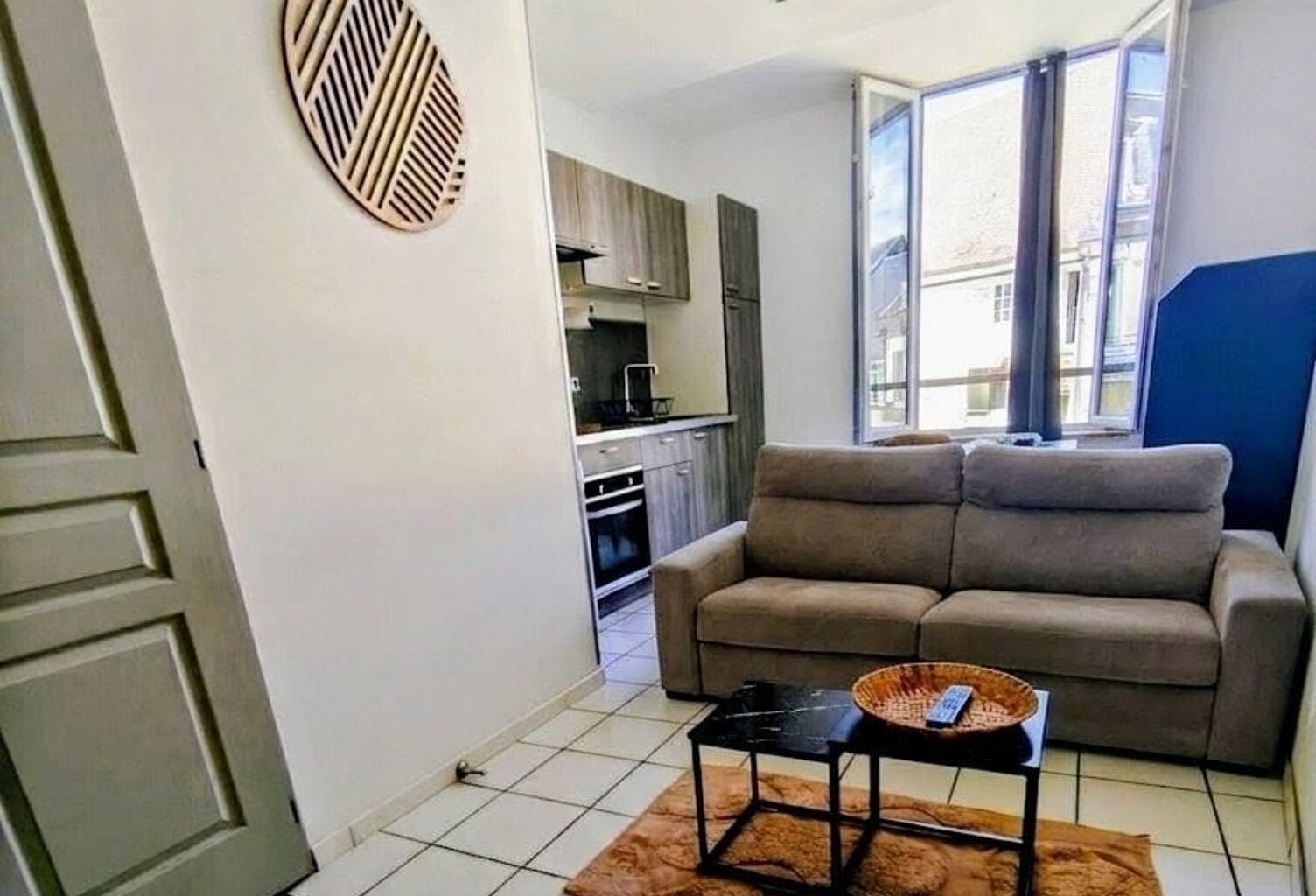 Vente Studio 1 pièce — photo 1