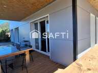 Plain-pied contemporain avec piscine et terrain privé — photo 3