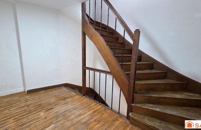 MAISON ANCIENNE EN PIERRE AVEC 4 CHAMBRES — photo 5