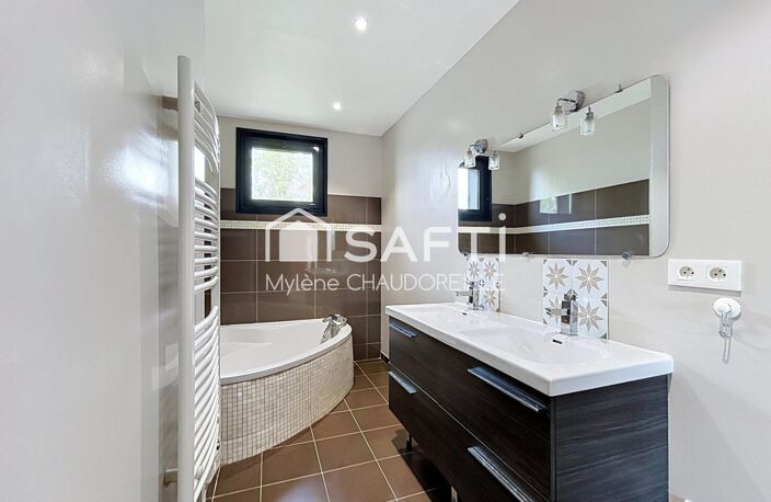 Villa T5 130m2, T3 indépendant 60m2, potentiel professionnel 120m2 — photo 5