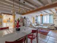 Maison en pierre avec piscine et dépendance — photo 3