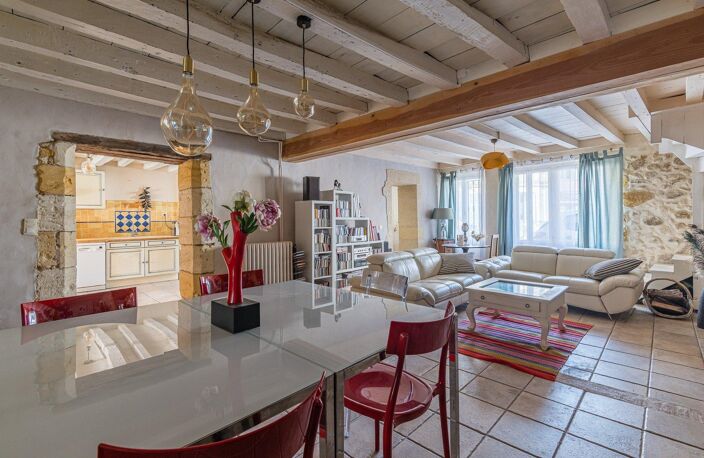 Maison en pierre avec piscine et dépendance — photo 3