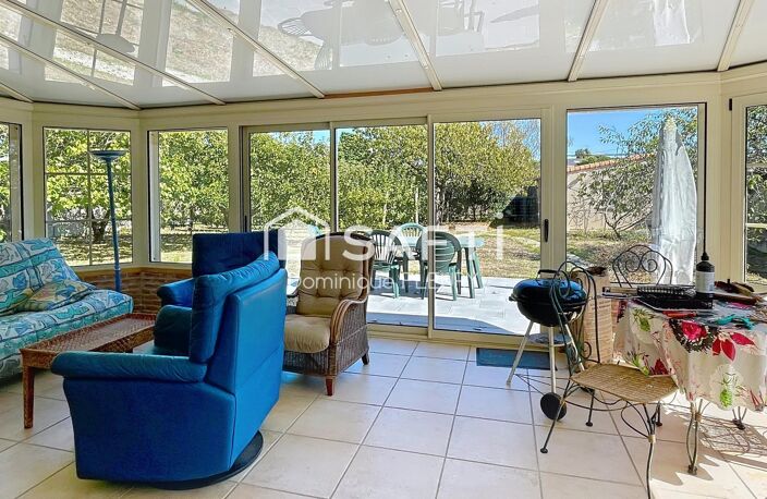 Maison de 145m² avec dépendances. — photo 3