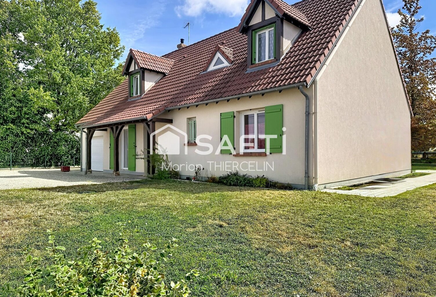 Jolie maison familiale de 5 chambres avec double garage + garage attenant — photo 1