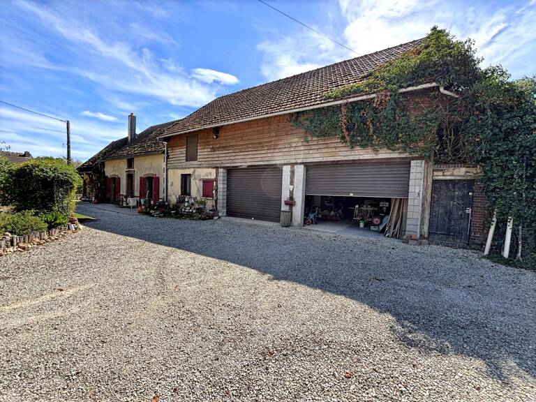 Longère de 164m² de plain pied — photo 1