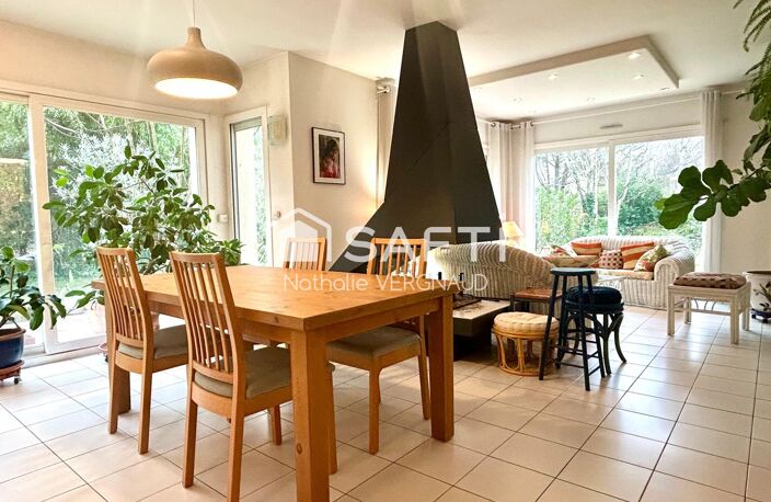 SUPERBE MAISON DANS UN QUARTIER RESIDENTIEL — photo 4