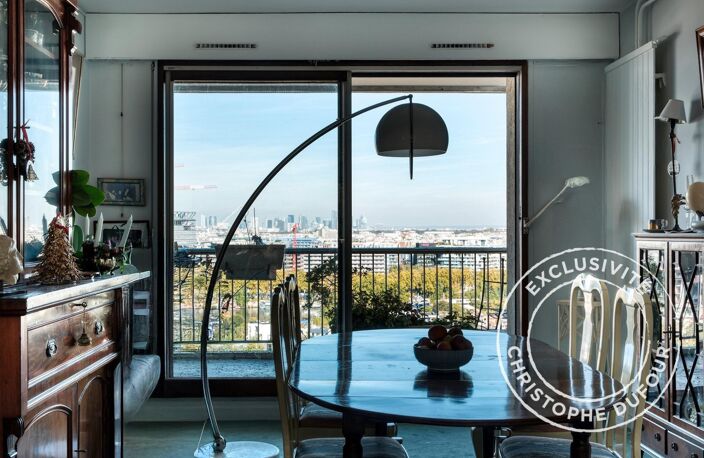 MEUDON - ANATOLE FRANCE - DUPLEX FAMILIAL DE 122 M²  VUES PANORAMIQUES  BALCONS-TERRASSES — photo 5