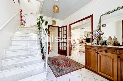 Maison 7 pièces 830000 €