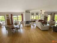 Villa aux volumes généreux  avec vue à 180 degrés sur le golf — photo 4
