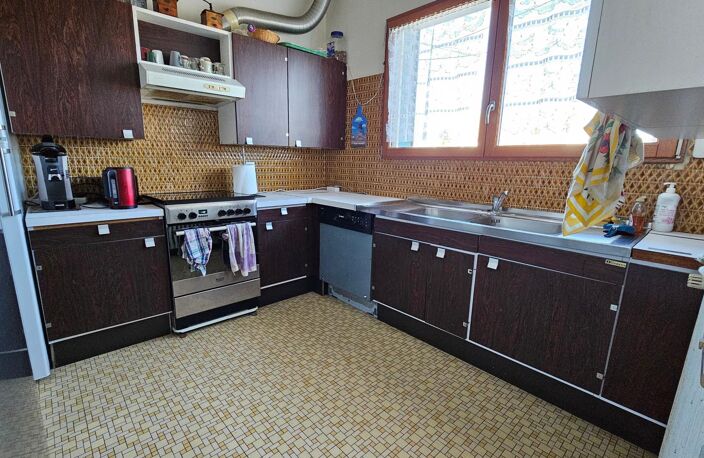 Maison 5-6 chambres / 2 salles d'eau sur grand sous-sol — photo 4