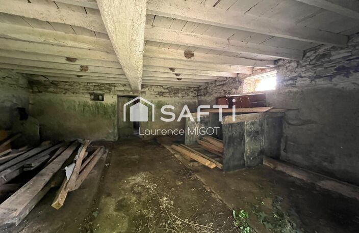 Bâtisse en pierre à rénover  Beau potentiel — photo 3