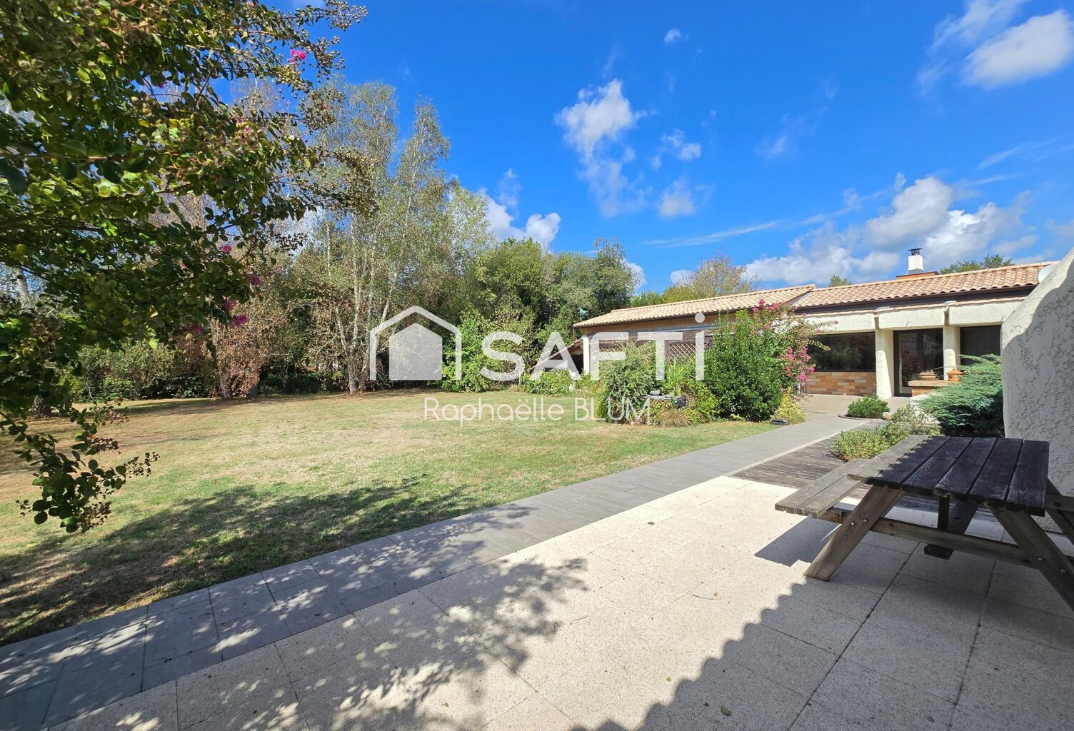Superbe maison d'architecte avec dépendance. — photo 1